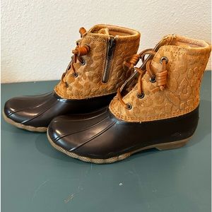 Sperry boots cheetah